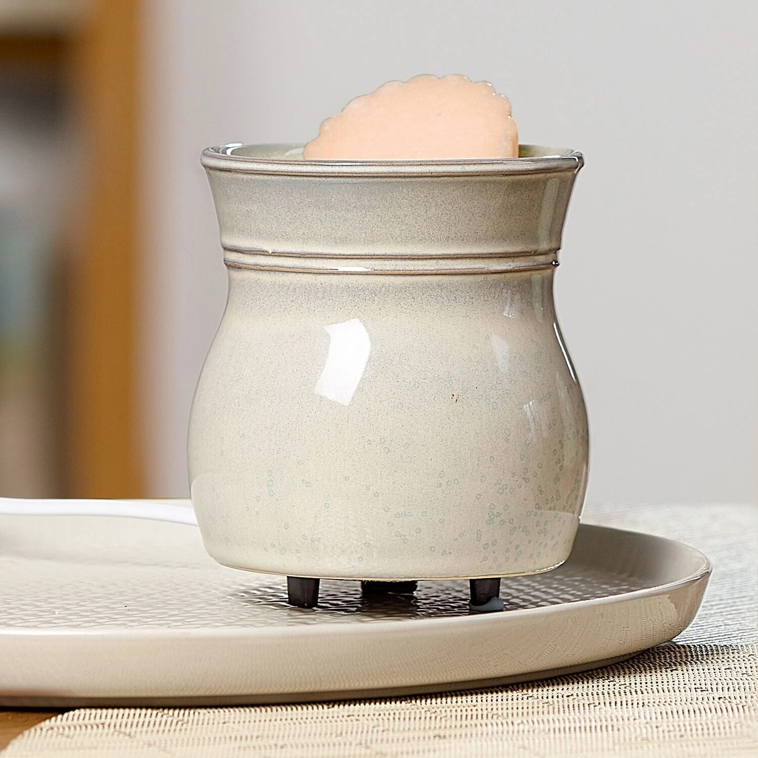 Yankee Candle Kensington Ceramic Electric Melt Warmer 4 Yankee Candle Kensington Ceramic Electric Melt Warmer - Image 4