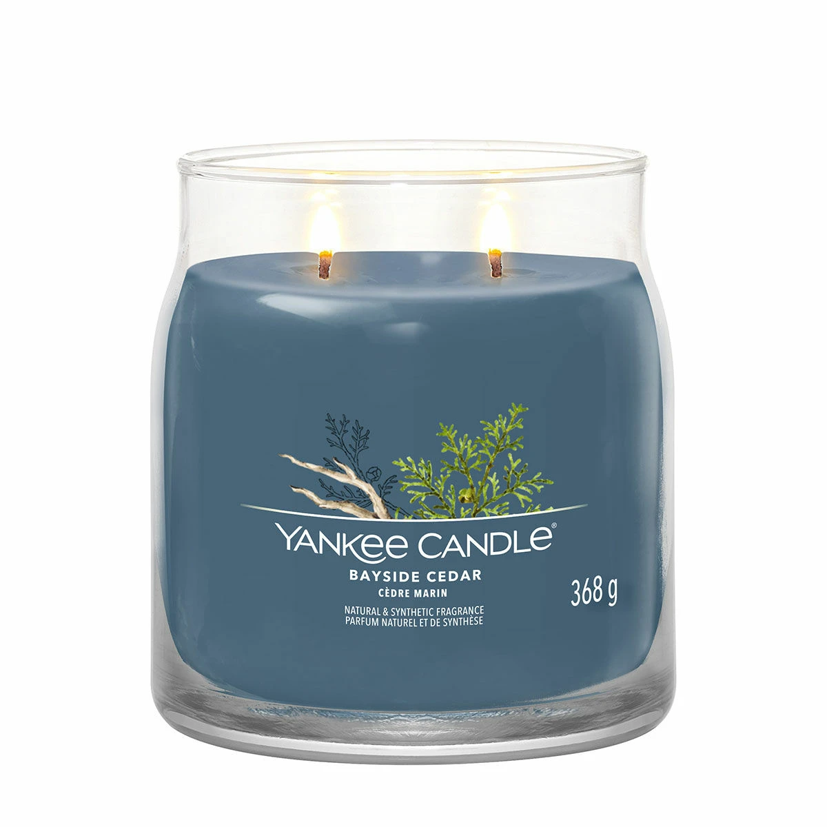 Yankee Candle Bayside Cedar Signature Medium Jar Candle 2 Yankee Candle Bayside Cedar Signature Medium Jar Candle - Image 2