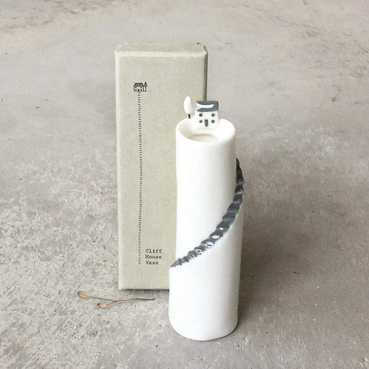 East Of India Cliff House Medium Vase 2 East Of India Cliff House Medium Vase - Image 2