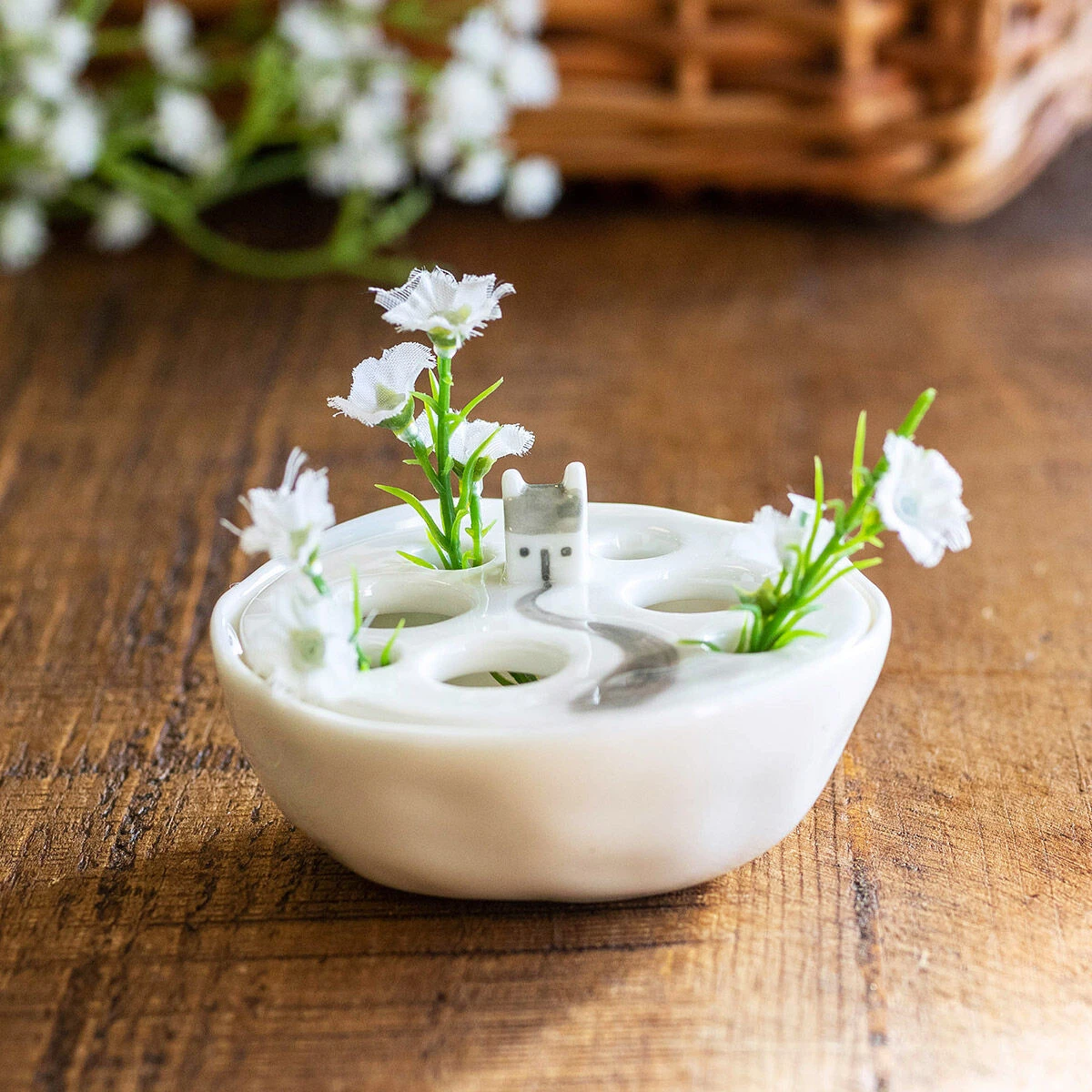 East Of India Garden Path Flat Bud Vase 1 East Of India Garden Path Flat Bud Vase