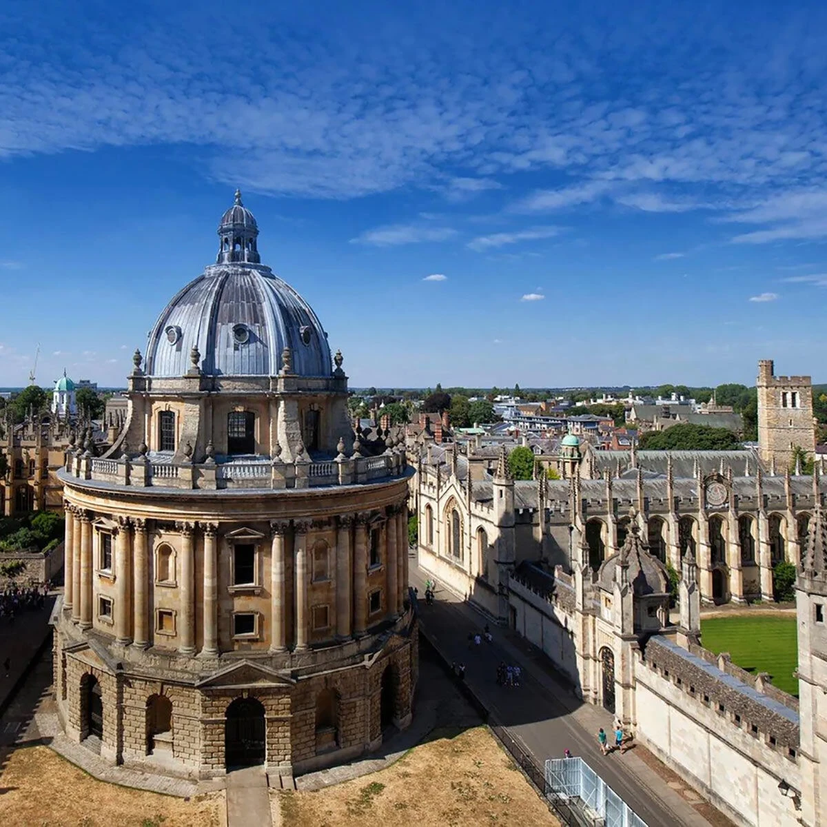 Home County Candle Co. The Oxfordshire - Green Tea & Bergamot 100ml Reed Diffuser Refill 2 Home County Candle Co. The Oxfordshire - Green Tea & Bergamot 100ml Reed Diffuser Refill - Image 2