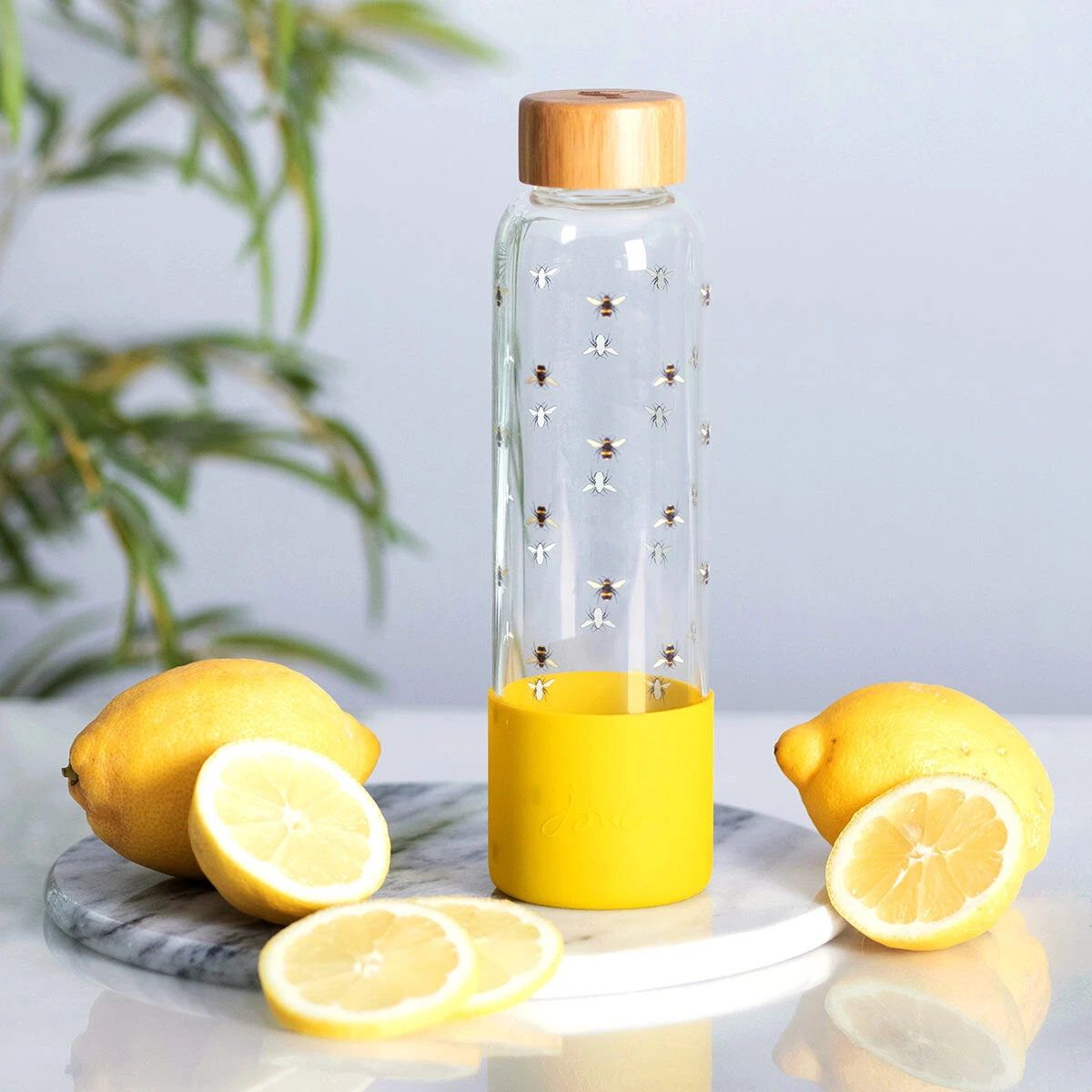 Joules Bees Glass Water Bottle 4 Joules Bees Glass Water Bottle - Image 4