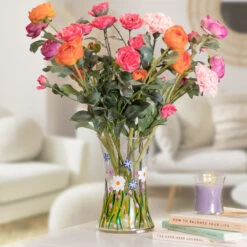 Lynsey Johnstone Hand Painted Dainty Daisies Hourglass Vase 5 Lynsey Johnstone Hand Painted Dainty Daisies Hourglass Vase -Water Bottle Store lesser and pavey lp48331 daisy lynsey johnstone vase lifestyle 3