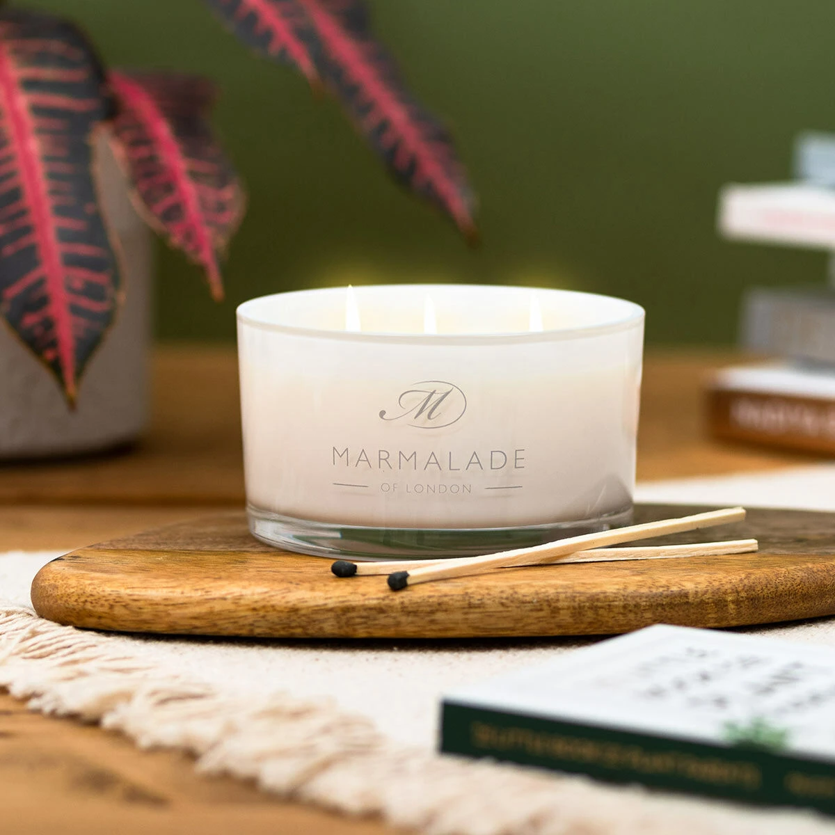 Marmalade Of London Pink Pepper & Plum 400g 3 Wick Glass Soy Candle 4 Marmalade Of London Pink Pepper & Plum 400g 3 Wick Glass Soy Candle - Image 4