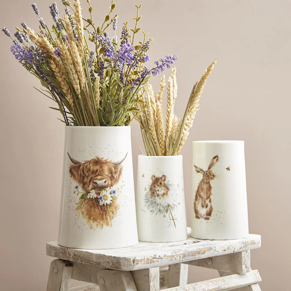 Wrendale The Hare And The Bee 17cm Vase 2 Wrendale The Hare And The Bee 17cm Vase - Image 2