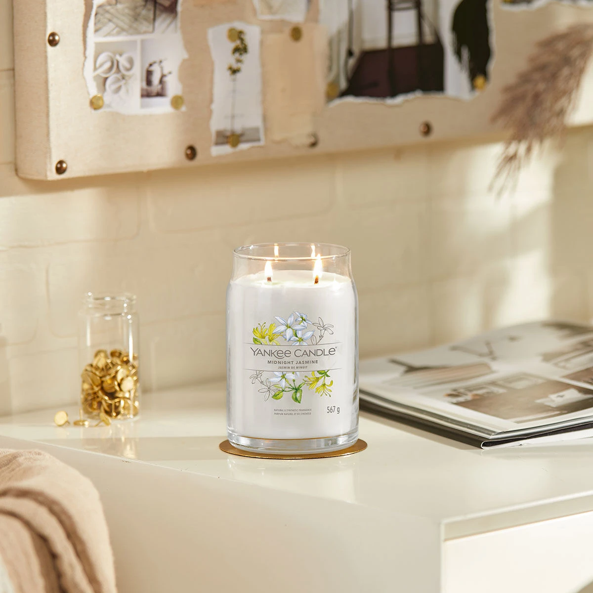 Yankee Candle Midnight Jasmine Signature Large Jar Candle 3 Yankee Candle Midnight Jasmine Signature Large Jar Candle - Image 3