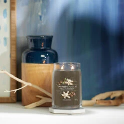 Yankee Candle Vanilla Bean Espresso Signature Large Jar Candle -Water Bottle Store yankee candle 1701377e vanilla bean espresso signature large jar candle lifestyle 1