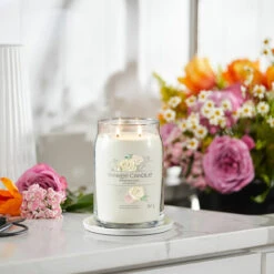 Yankee Candle Wedding Day Signature Large Jar Candle -Water Bottle Store yankee candle 1701378e wedding day signature large jar candle lifestyle 1