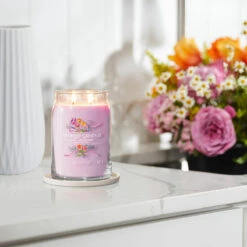 Yankee Candle Hand Tied Blooms Signature Large Jar Candle -Water Bottle Store yankee candle 1734800e hand tied blooms signature large jar candle lifestyle 4