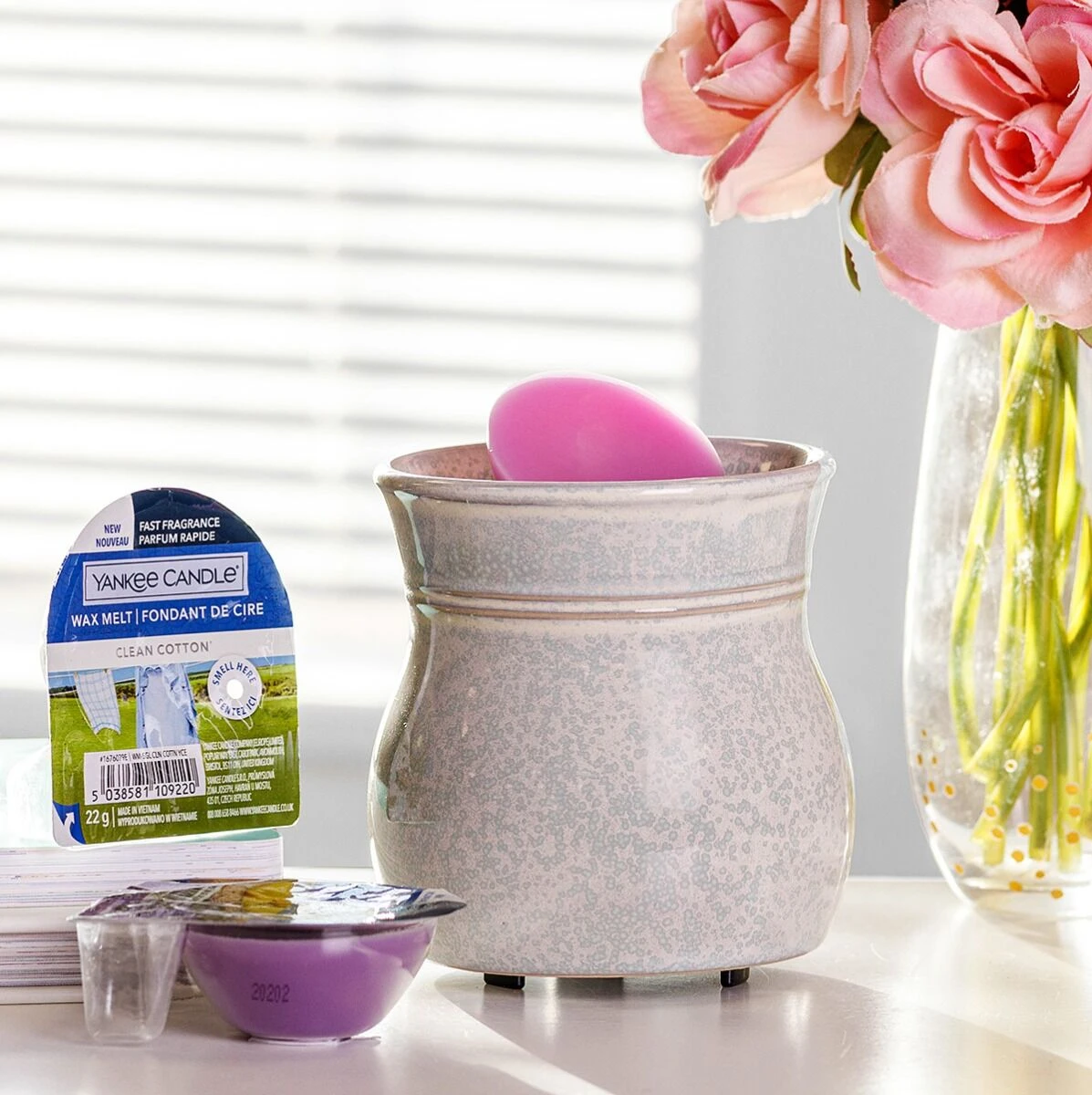 Yankee Candle Kensington Ceramic Electric Melt Warmer 2 Yankee Candle Kensington Ceramic Electric Melt Warmer - Image 2